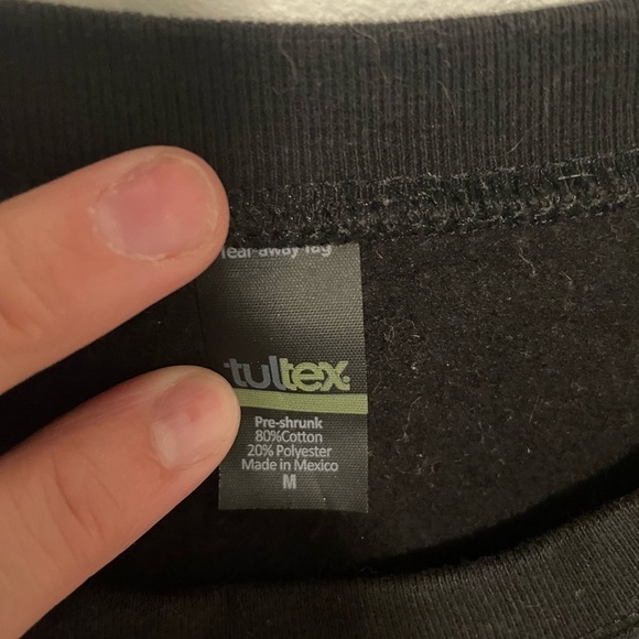 Graphic Sweater Medium - Picture 3 of 4